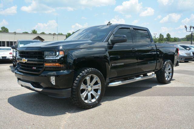 Photo of 2017 Black Chevrolet Silverado 1500