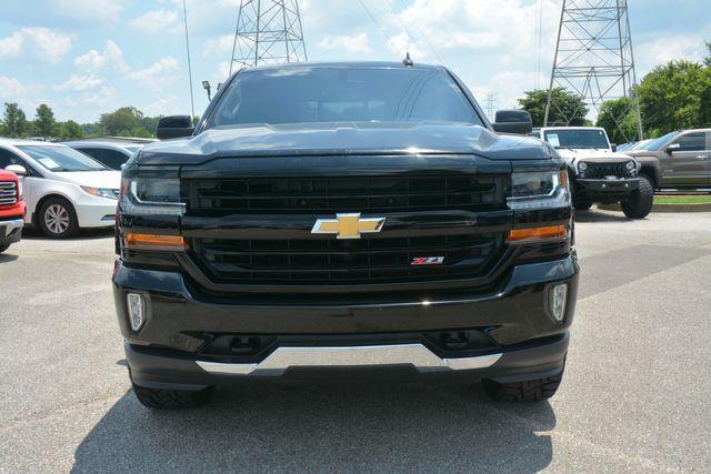 Photo of 2017 Black Chevrolet Silverado 1500