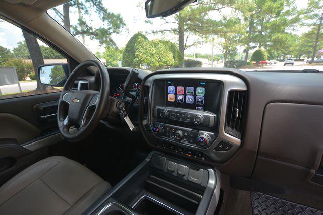 Photo of 2017 Black Chevrolet Silverado 1500