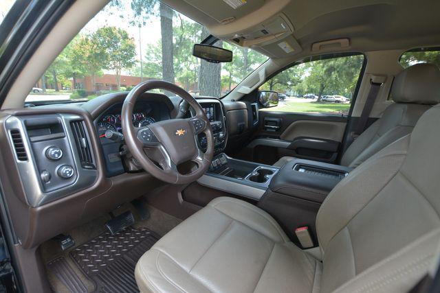 Photo of 2017 Black Chevrolet Silverado 1500