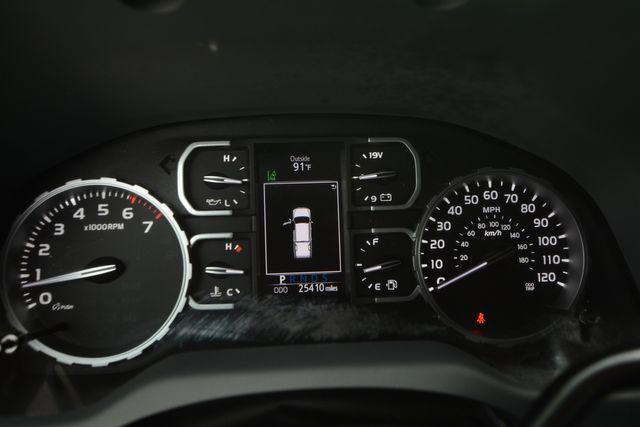 Photo of 2018 Super White Toyota Tundra