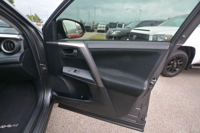 Photo of 2018 Magnetic Gray Metallic Toyota RAV4