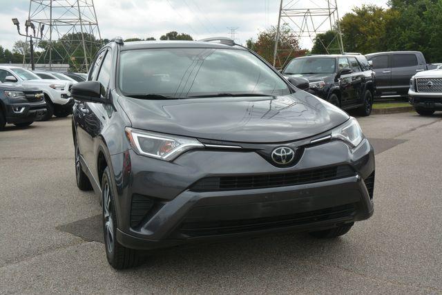 Photo of 2018 Magnetic Gray Metallic Toyota RAV4