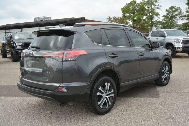 Photo of 2018 Magnetic Gray Metallic Toyota RAV4