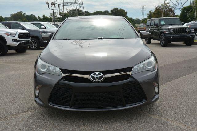 Photo of 2015 Gray Toyota Camry