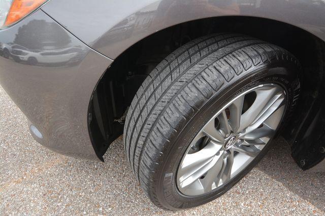 Photo of 2015 Gray Toyota Camry