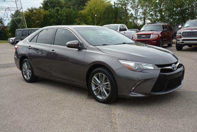 Photo of 2015 Gray Toyota Camry