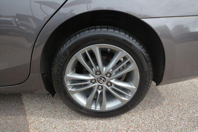 Photo of 2015 Gray Toyota Camry