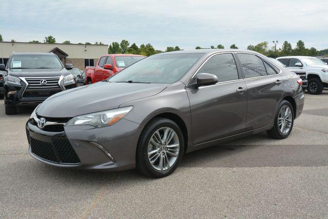 Photo of 2015 Gray Toyota Camry