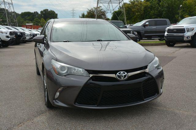 Photo of 2015 Gray Toyota Camry