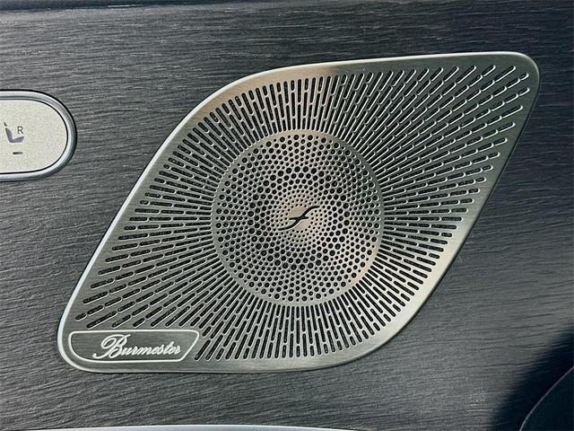 Photo of 2025 Black Mercedes-Benz GLE 450e