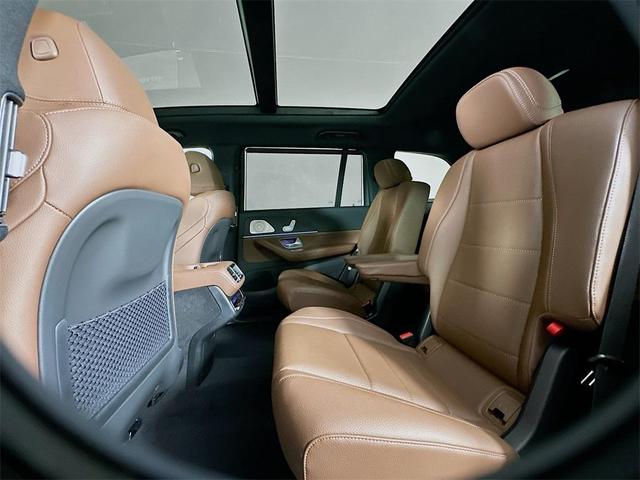 Photo of 2026 Black Mercedes-Benz GLS 450