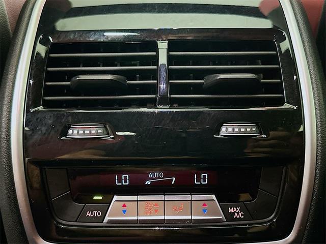Photo of 2022 Black Sapphire Metallic BMW X6