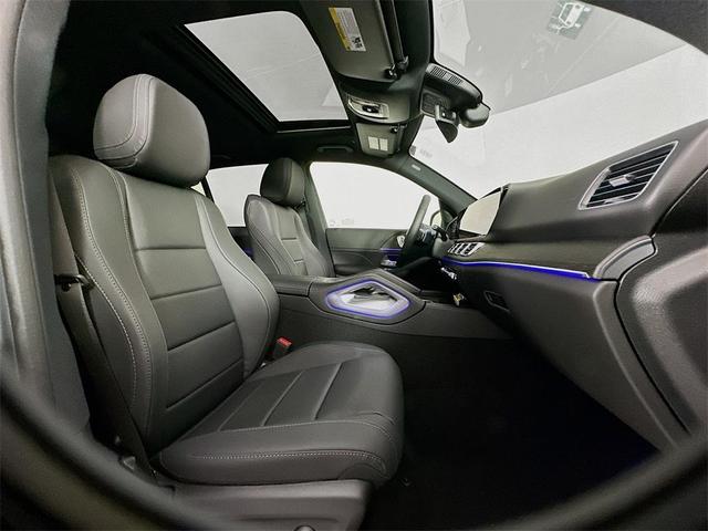 Photo of 2025 Gray Mercedes-Benz GLE 450e