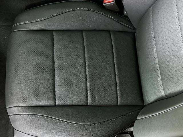 Photo of 2025 Gray Mercedes-Benz GLE 350