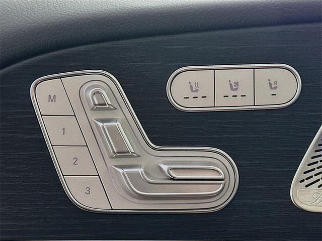 Photo of 2025 Gray Mercedes-Benz GLE 350