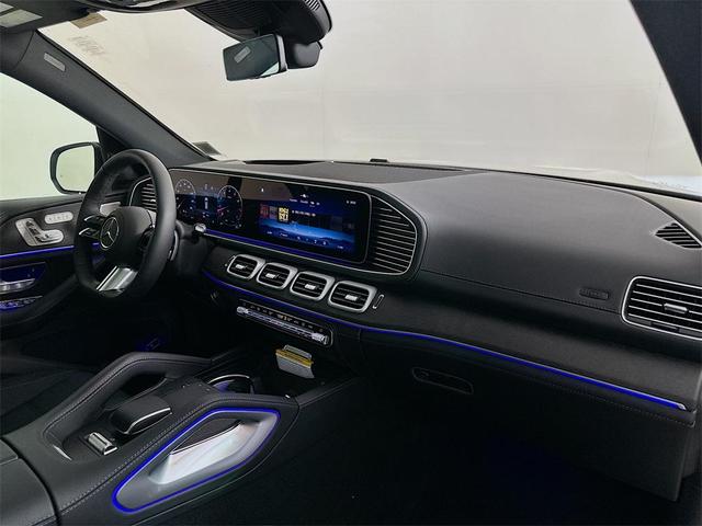 Photo of 2025 White Mercedes-Benz GLS 580