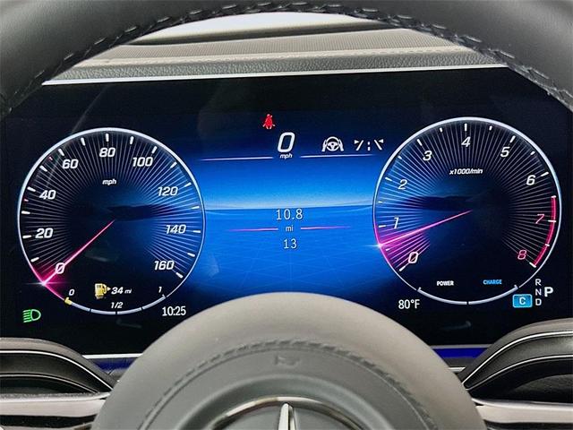 Photo of 2025 White Mercedes-Benz GLS 580