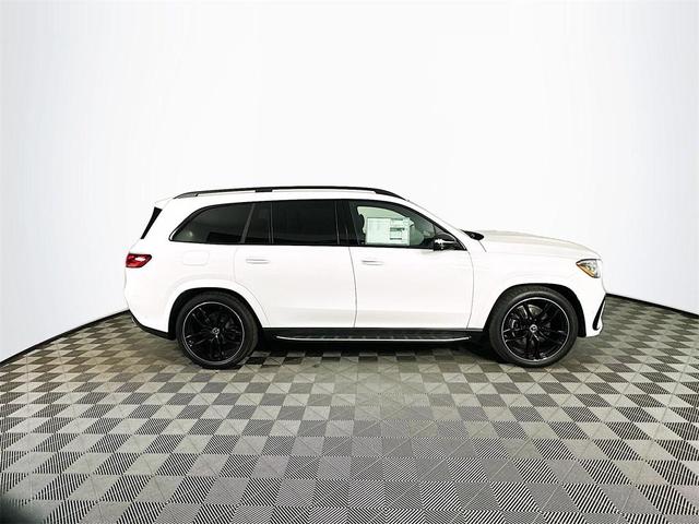 Photo of 2025 White Mercedes-Benz GLS 580