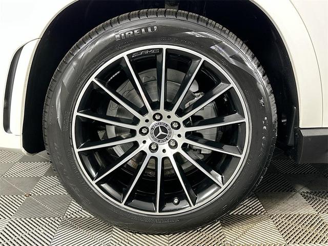Photo of 2022 Polar White Mercedes-Benz GLE 350