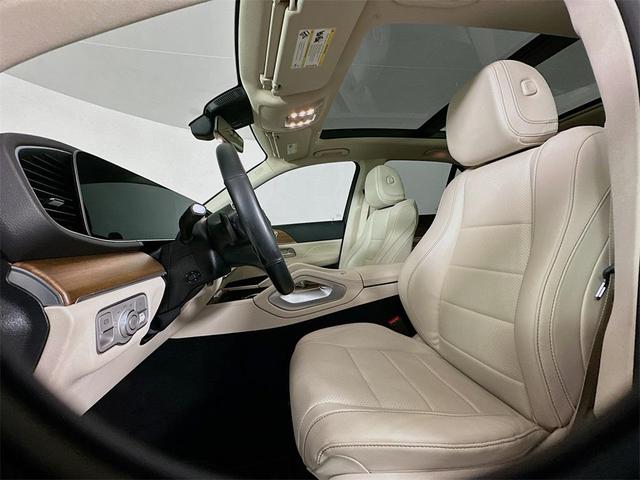 Photo of 2022 Polar White Mercedes-Benz GLE 350