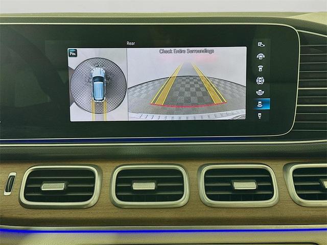 Photo of 2022 Polar White Mercedes-Benz GLE 350