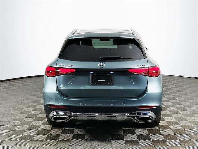 Photo of 2026 Silver Mercedes-Benz GLC 300
