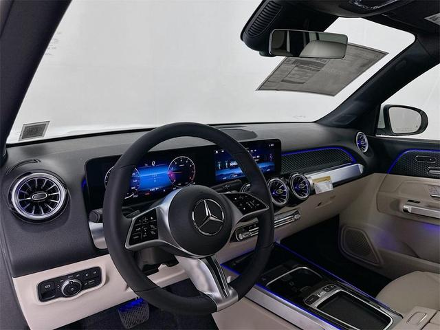 Photo of 2025 White Mercedes-Benz GLB 250