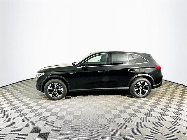 Photo of 2025 Black Mercedes-Benz GLC 350e