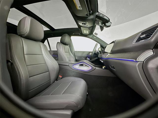 Photo of 2025 White Mercedes-Benz GLE 450
