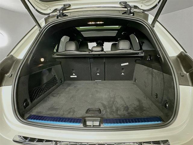 Photo of 2025 White Mercedes-Benz GLE 450