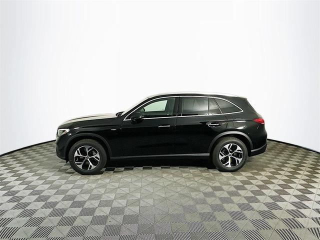 Photo of 2025 Black Mercedes-Benz GLC 350e