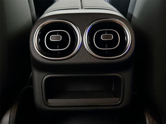 Photo of 2025 Black Mercedes-Benz GLC 350e