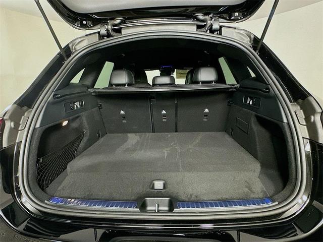 Photo of 2025 Black Mercedes-Benz GLC 350e