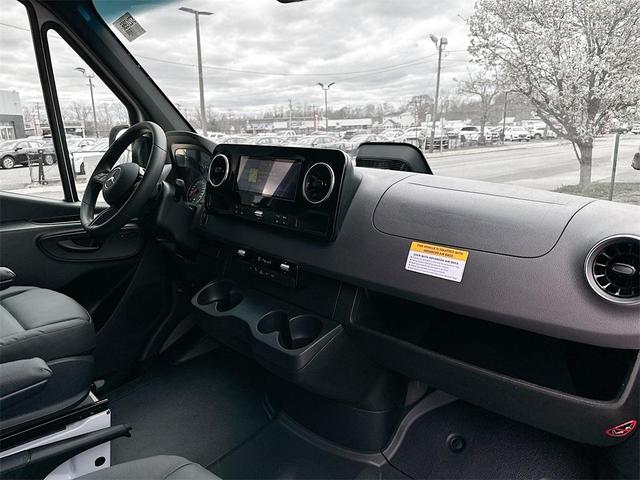 Photo of 2025 White Mercedes-Benz Sprinter 2500