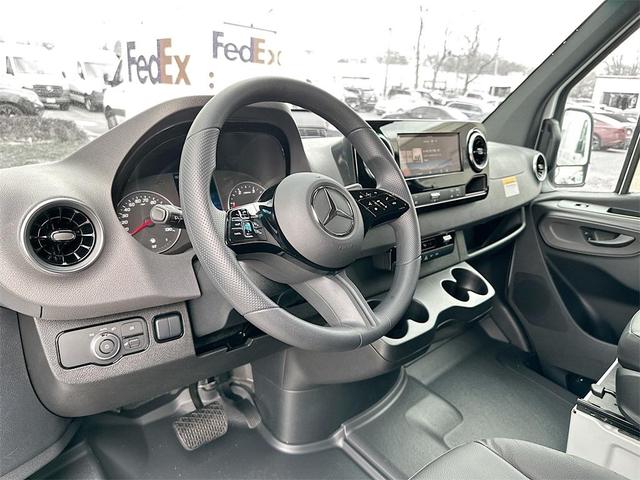 Photo of 2025 White Mercedes-Benz Sprinter 2500