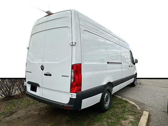 Photo of 2025 White Mercedes-Benz Sprinter 2500
