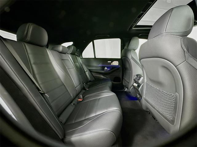 Photo of 2026 White Mercedes-Benz GLE 580