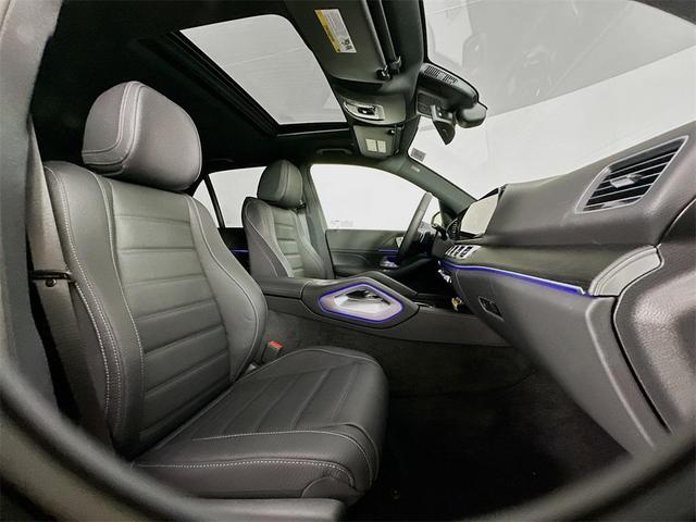 Photo of 2026 White Mercedes-Benz GLE 580