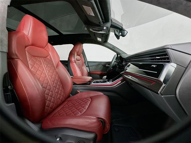 Photo of 2021 Daytona Gray Pearl Effect Audi SQ7