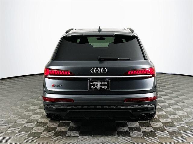 Photo of 2021 Daytona Gray Pearl Effect Audi SQ7