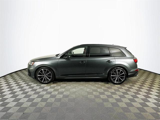 Photo of 2021 Daytona Gray Pearl Effect Audi SQ7
