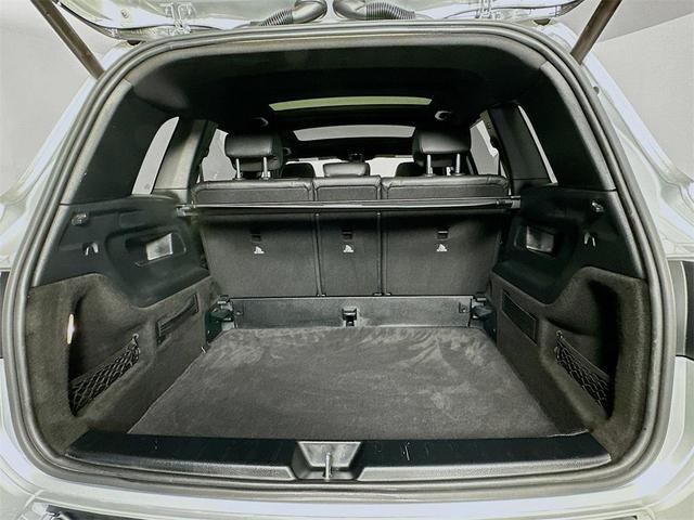 Photo of 2020 Iridium Silver Metallic Mercedes-Benz GLB 250