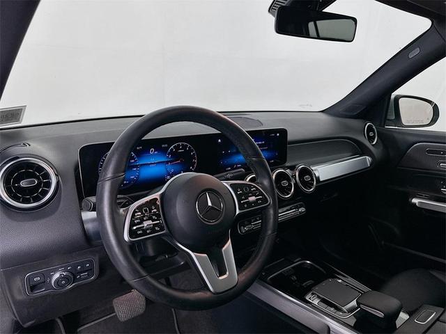 Photo of 2020 Iridium Silver Metallic Mercedes-Benz GLB 250