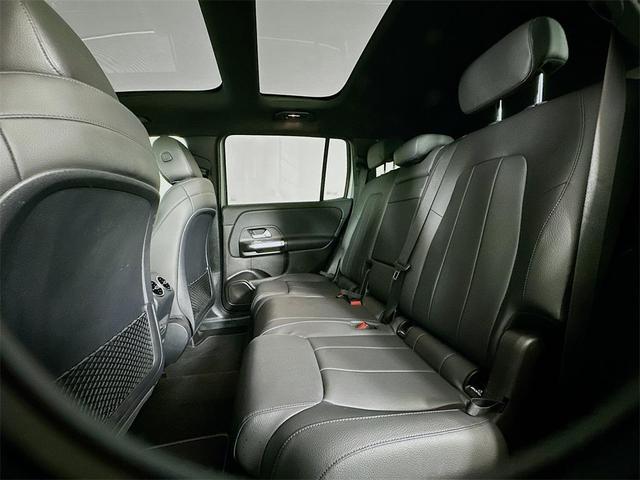 Photo of 2020 Iridium Silver Metallic Mercedes-Benz GLB 250