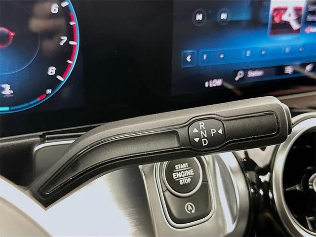 Photo of 2020 Iridium Silver Metallic Mercedes-Benz GLB 250