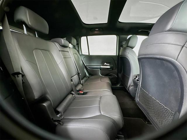 Photo of 2020 Iridium Silver Metallic Mercedes-Benz GLB 250