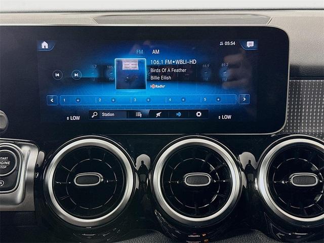 Photo of 2020 Iridium Silver Metallic Mercedes-Benz GLB 250