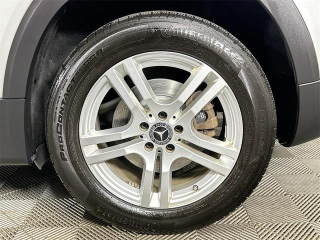 Photo of 2020 Iridium Silver Metallic Mercedes-Benz GLB 250