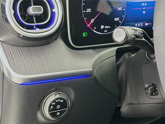 Photo of 2025 White Mercedes-Benz C-Class